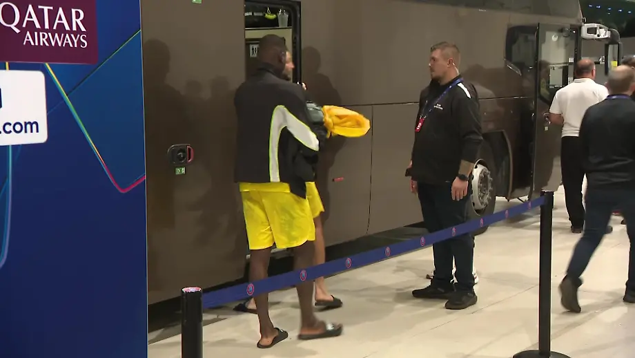Warum der BVB ungewaschen nach dem Sieg gegen Sabah FK abreiste