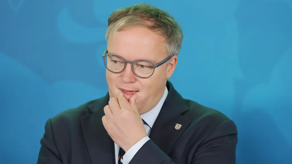 Mario Voigt gibt juristischen Kampf um Doktortitel auf