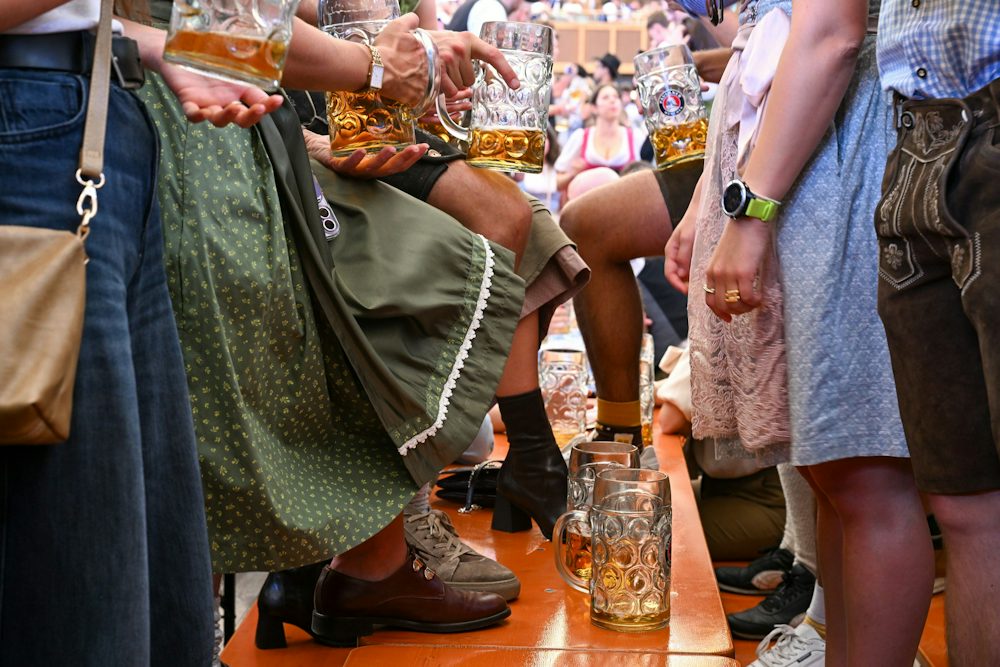 Warum nach dem Oktoberfest die Wiesngrippe folgt