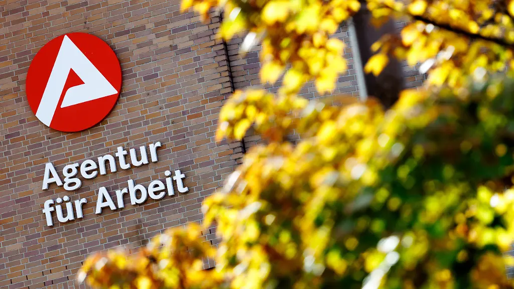 Anstieg der Arbeitslosigkeit in Deutschland im Oktober