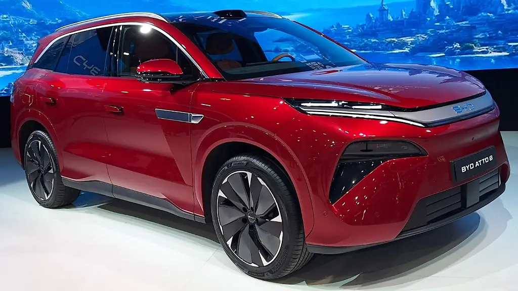 BYD stellt Atto 8 als neues Flaggschiff vor