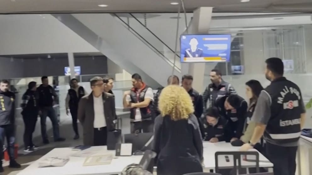 Polizeieinsatz bei türkischem TV-Sender