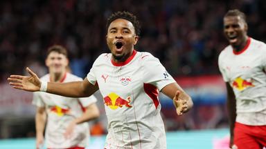 Leipzig gewinnt klar gegen Frankfurt dank Nkunku-Hattrick