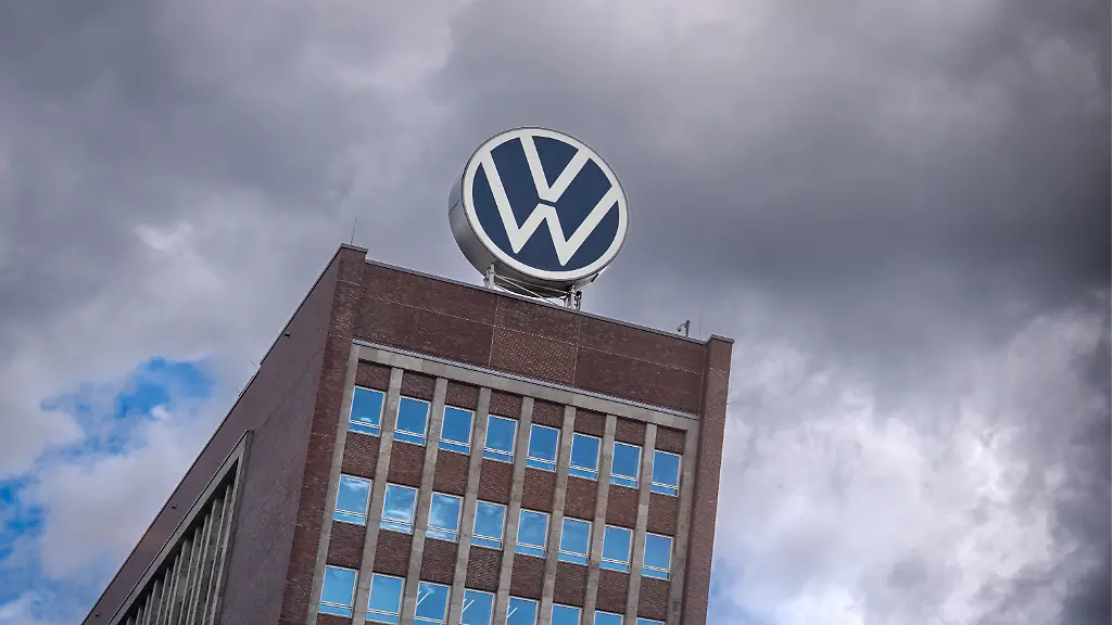 Was die Tarifkündigungen bei VW für die Mitarbeiter bedeuten