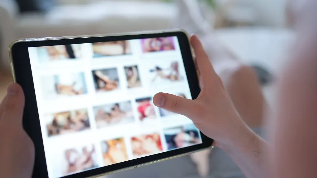 Zehn Jahre OnlyFans – Freiheit oder Zwang?