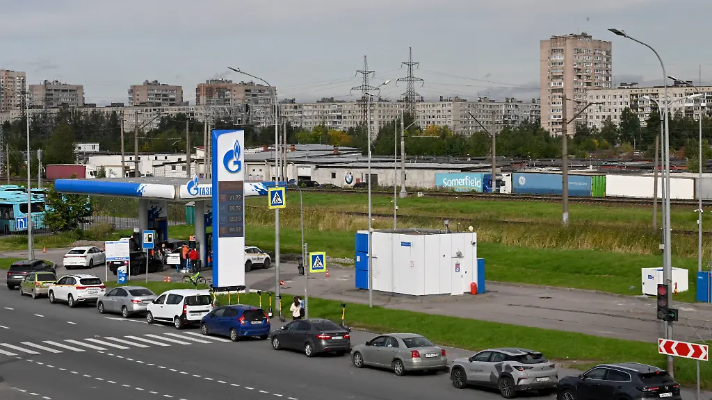 Russland nimmt Diesel-Handel mit den USA auf und plant weltweite Belieferung