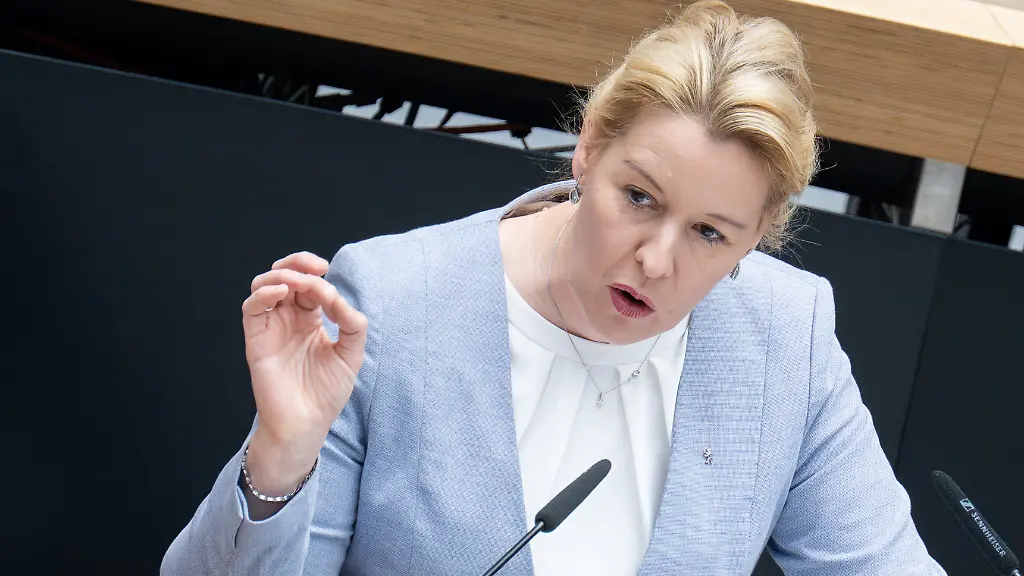Giffey warnt vor negativen Folgen der Wohnraumvergesellschaftung in Berlin