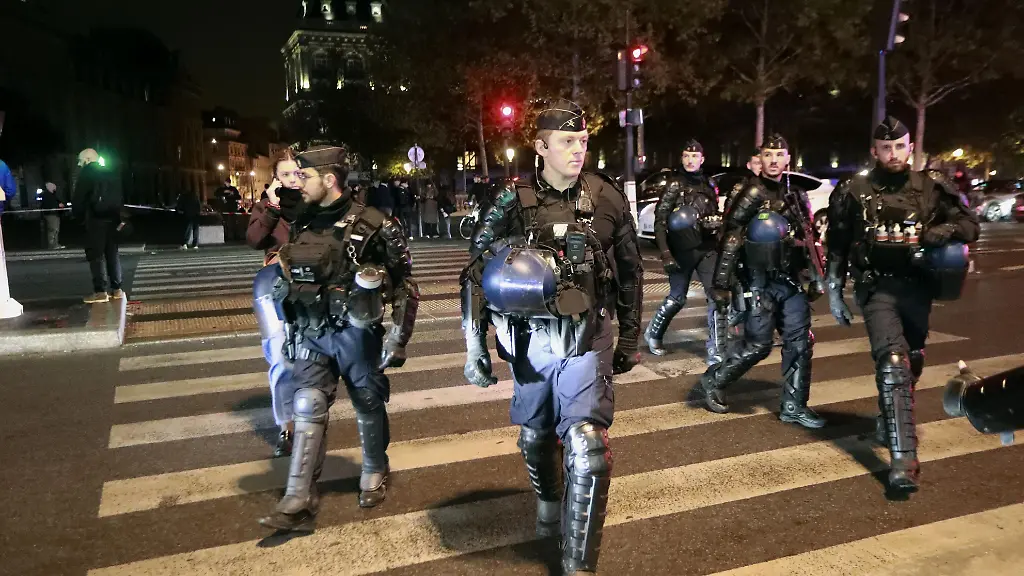 Frankreich plant neue Ausgangssperren nach Ausschreitungen