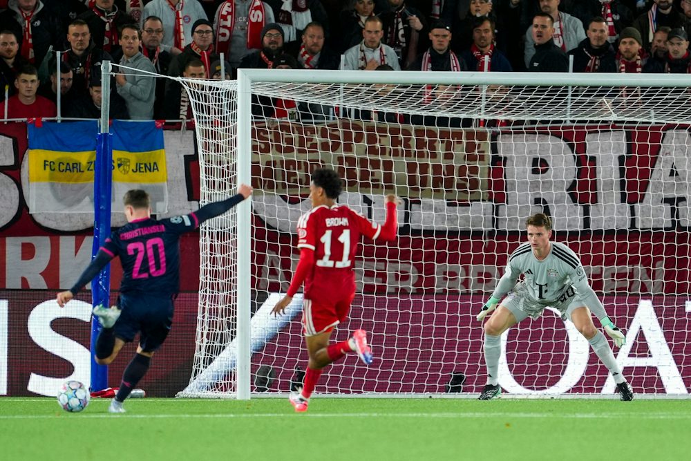Torhüter Jonas Urbig im Fokus