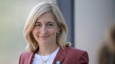 Nina Warken über Pflegereform und Rentendebatte