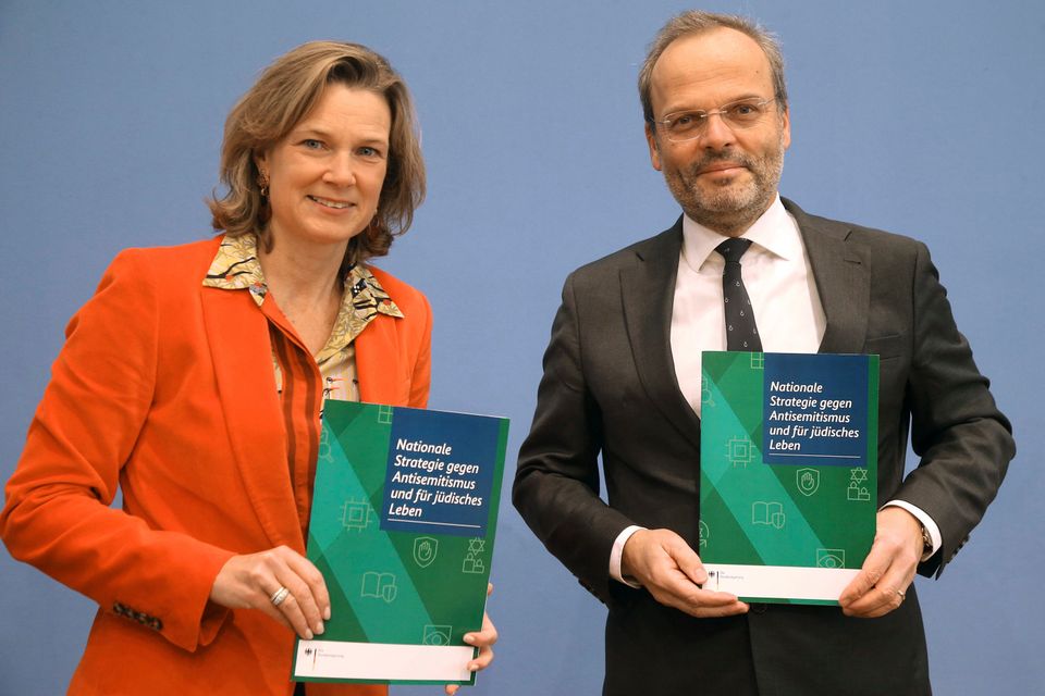Katharina von Schnurbein als mögliche neue Antisemitismusbeauftragte Deutschlands
