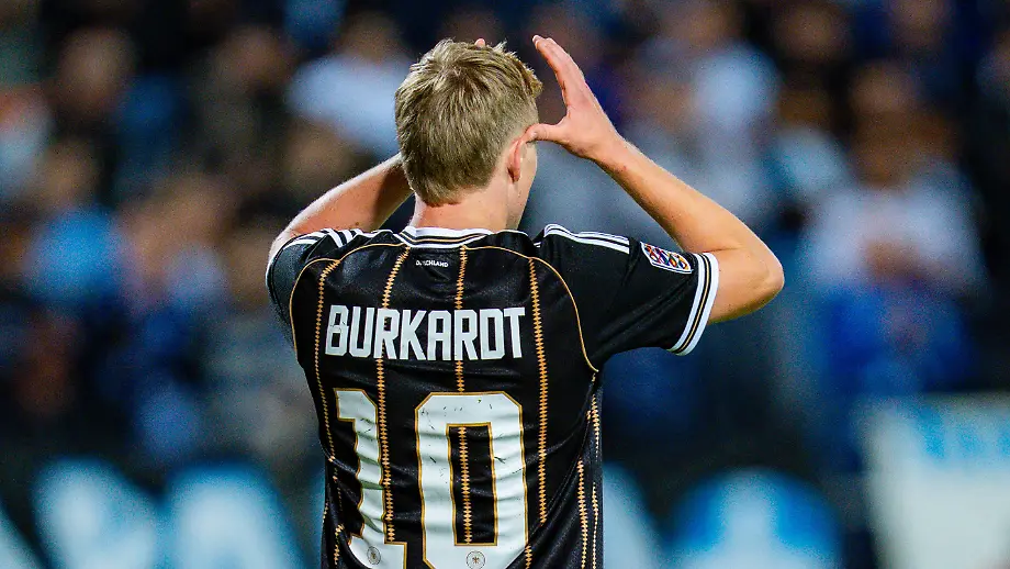 VAR verhindert Länderspieltor von Burkardt